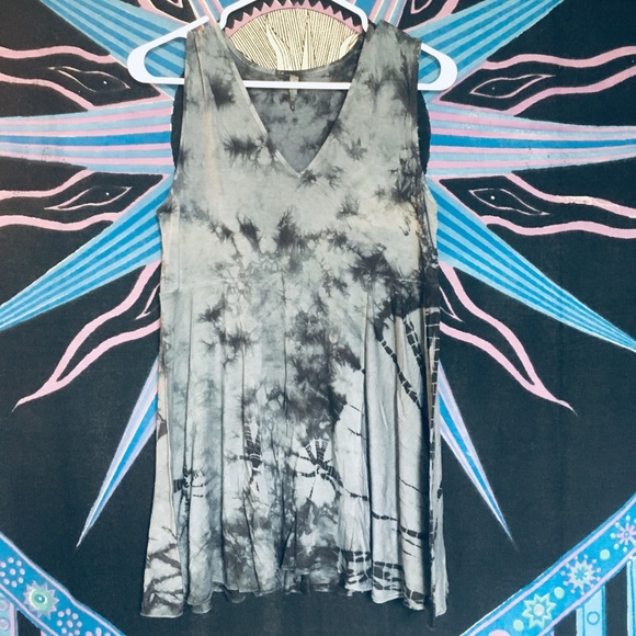Blue Tie Dye Tunic - Picture 3 of 4